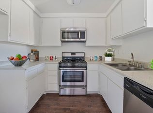 The Woodside Apartments, Northridge, CA 91325