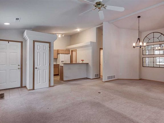 5th image of 4202 Stonington Ln