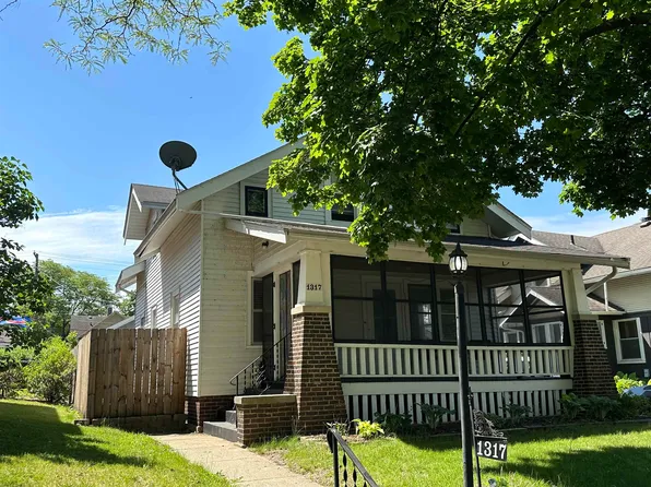 1317 Post Ave, Rockford, IL 61103