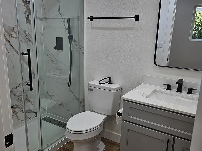 101 Randall Ave #B — Photo 19