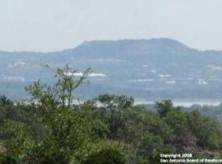 839 Highland Spgs, Canyon Lake, TX 78133