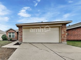 2002 Misty Hollow Ct, Forney, TX 75126