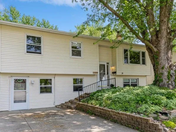 1328 Dover St, Iowa City, IA 52240