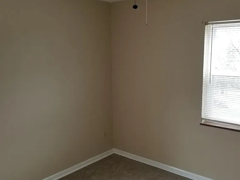 200 Solon Rd — Photo 7