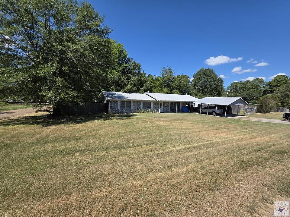 2nd image of 315 Lone Star Ln