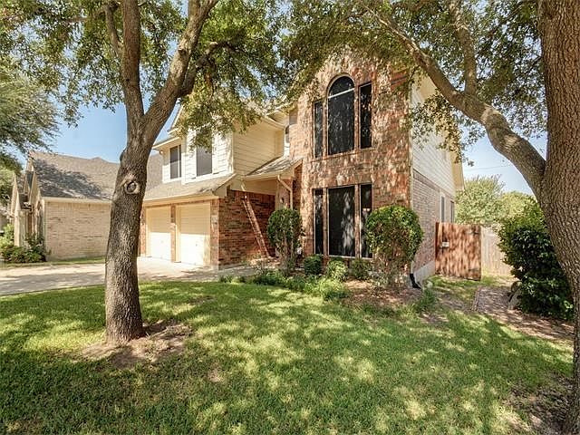 Lovely tree shaded lot in desirable Scofield Ridge located on a low traffic cul-de-sac.