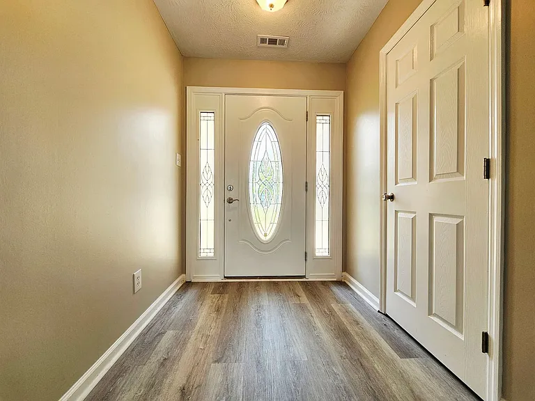 7796 Buttonwood Ave — Photo 18
