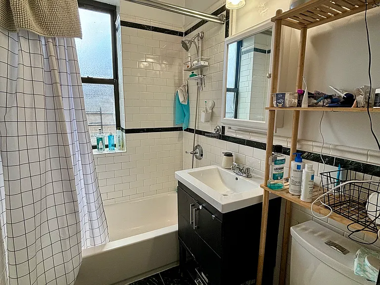 86 Fort Washington Ave #6H — Photo 6