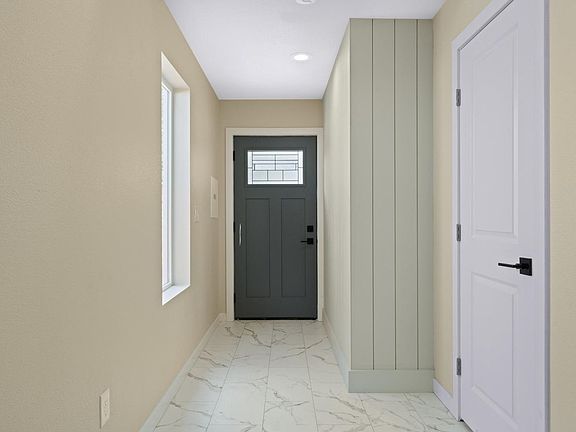 2nd image of 3019 8th Ave #B