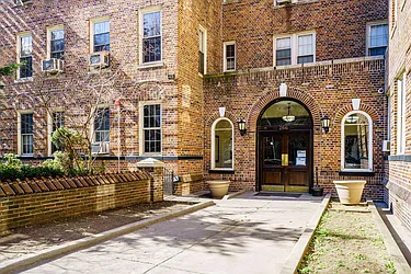 266 Washington Avenue in Clinton Hill
