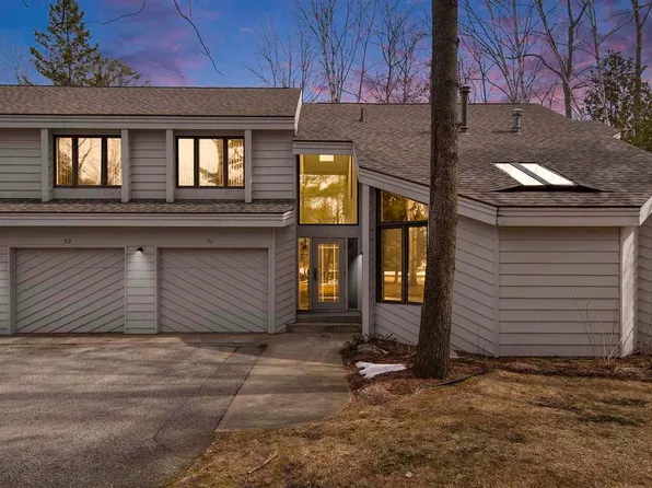 3400 Lakeside Dr S APT 52, Petoskey, MI 49770