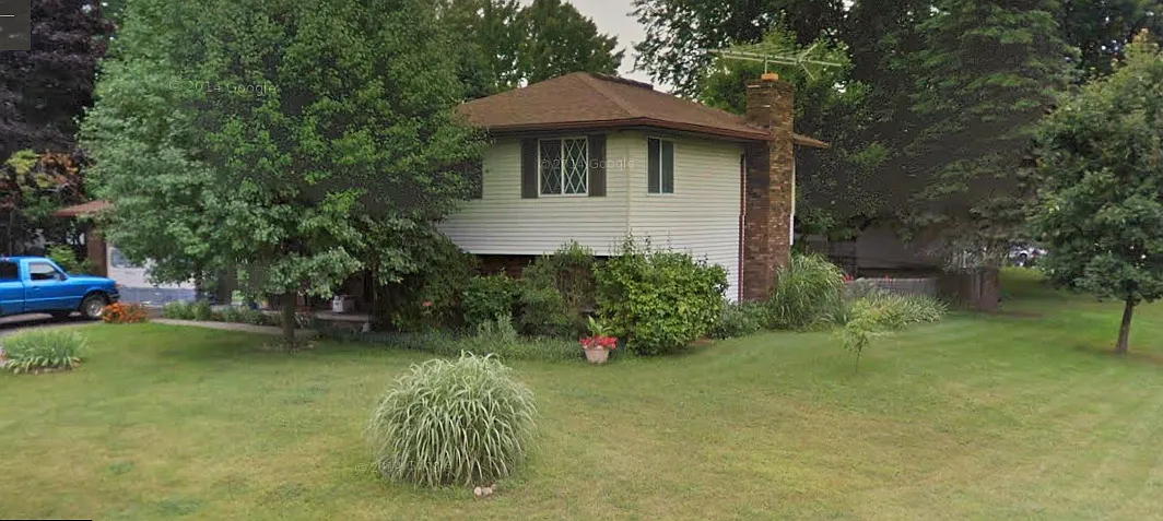 10427 Barbara St photo 1