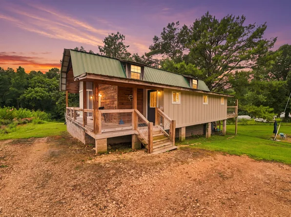 6791 Clydeton Rd, Waverly, TN 37185