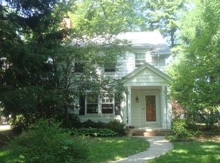 1337 S Bates Ave, Springfield, IL 62704