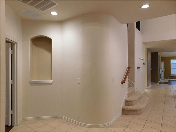 2nd image of 10989 Prescott Dr