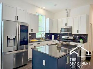 2937 W Jackson Blvd #1, Chicago, IL 60612