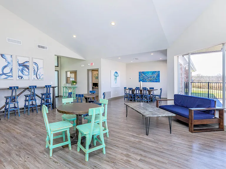 Contigo Apartments — Photo 8