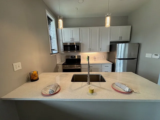 4705 Washington Blvd #2 — Photo 5