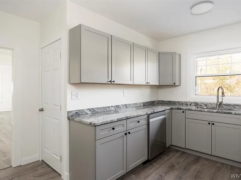 28L Olean St — Photo 6