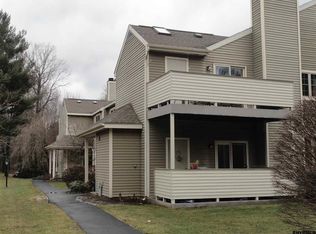 233 Monmouth Way, Clifton Park, NY 12065