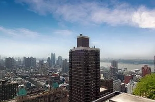 Rented by Douglas Elliman | media 9