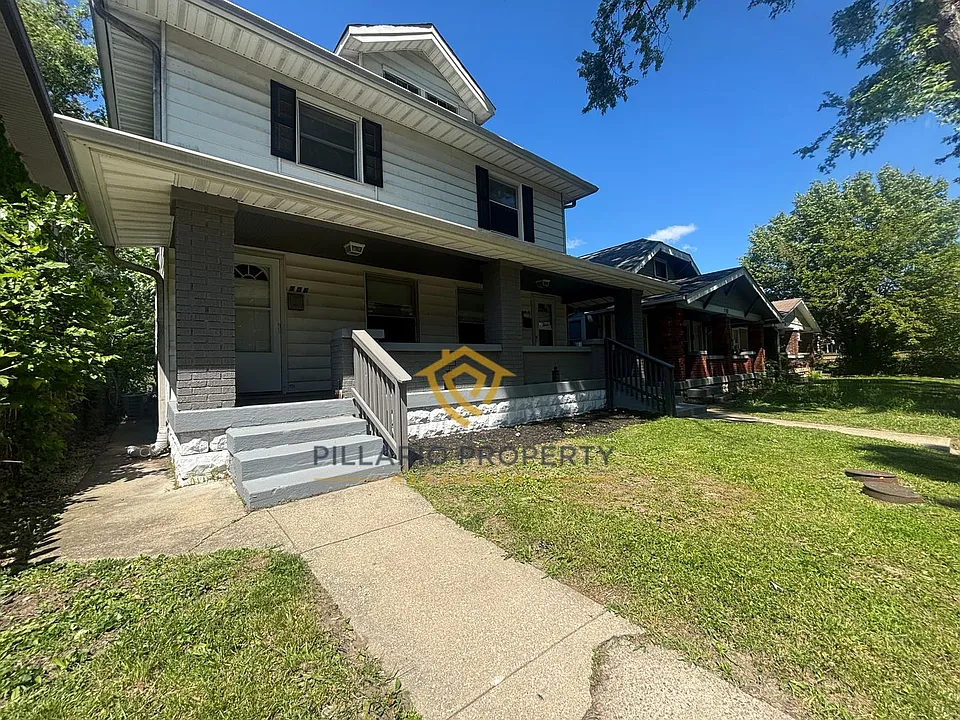 706-708 N Bosart Ave