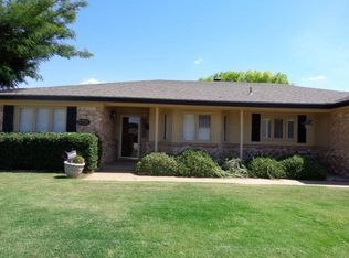 5731 68th St, Lubbock, TX 79424