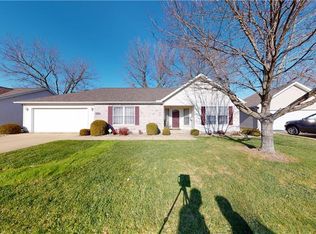 974 W Ashwood Trl, Decatur, IL 62526