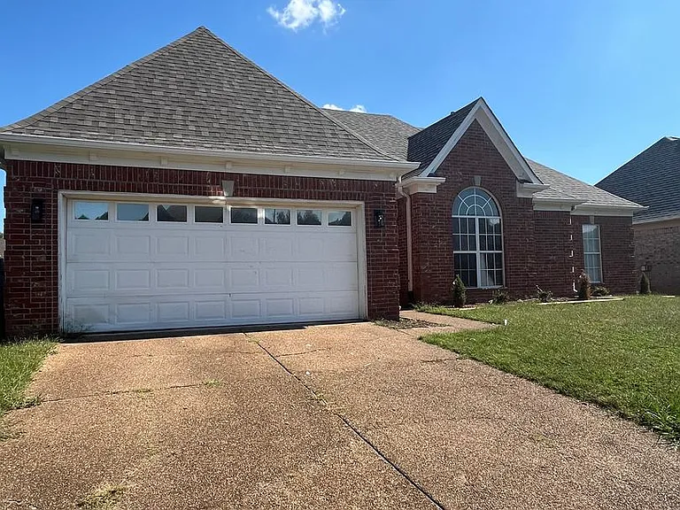 1686 N Frence Creek Cv — Photo 1
