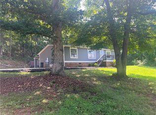 1144 Pipers Gap Rd, Mount Airy, NC 27030