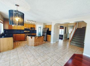 4803 201st St NW, Edmonton, AB T6M 2X7