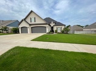 1555 Winterbrook Dr, Conway, AR 72034