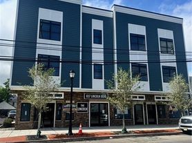 617 Lincoln Blvd, Middlesex, NJ
