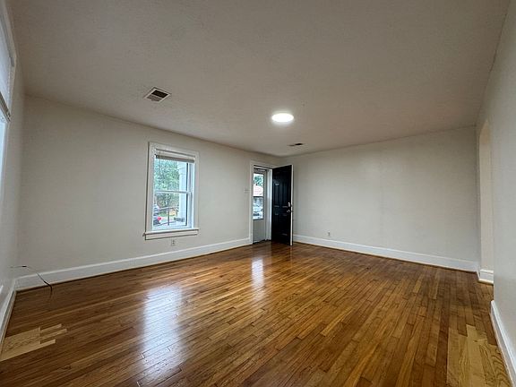 5th image of 813 Shelby Ave #Z1