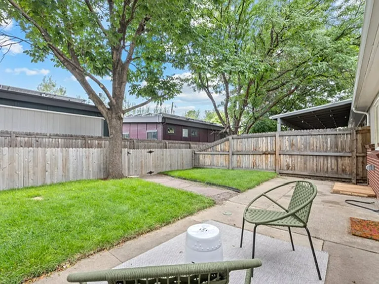 3750 Yates St — Photo 5