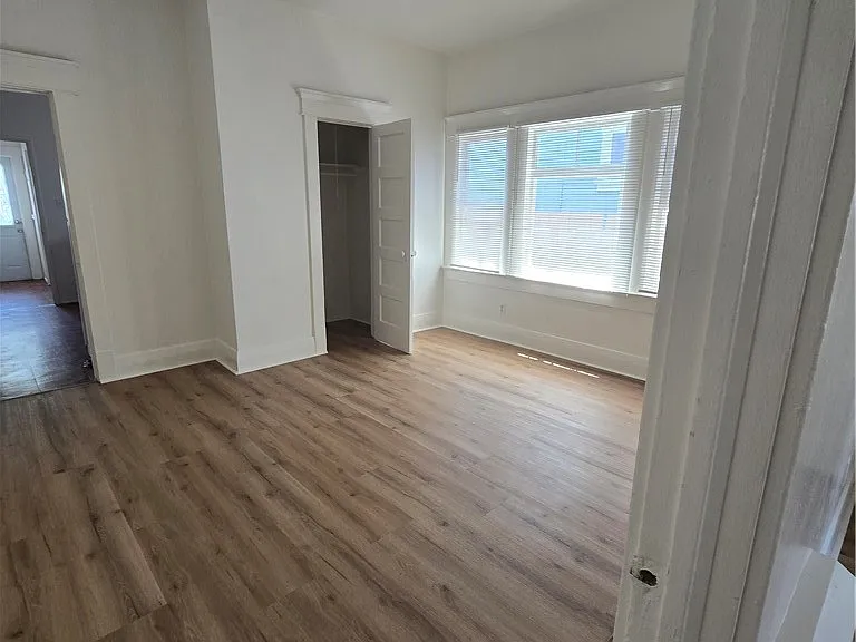 209 S Birch St #B — Photo 4