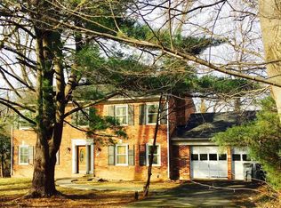 3803 Acosta Rd, Fairfax, VA 22031