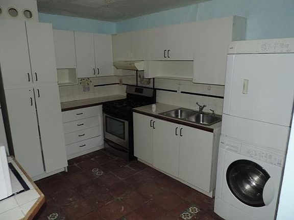 3rd image of 10907 N Kendall Dr #309