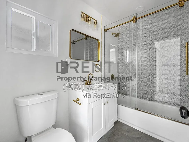 1923 Junipero Ave — Photo 4