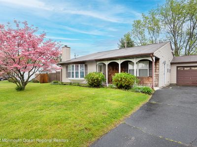 52 Cranberry Drive, Tinton Falls, NJ, 07753