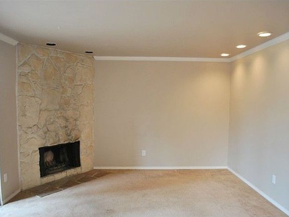 2nd image of 521 7th Ave APT 404