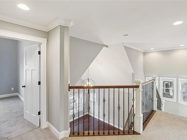 2 Creek Rdg — Photo 19