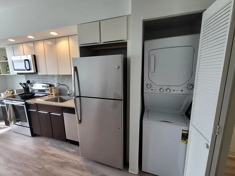 1047A Commonwealth Ave #S3 — Photo 8