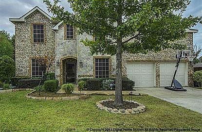1st image of 119 Lakehill Dr