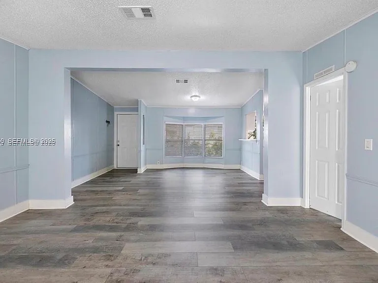 19800 SW 180th Ave #222 — Photo 6