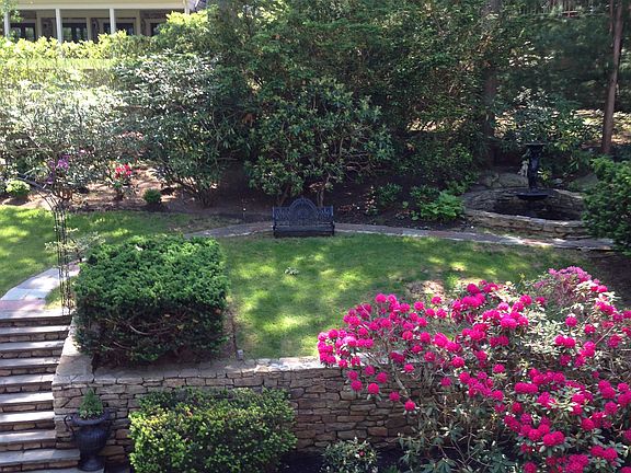5th image of 108 Woodchester Dr
