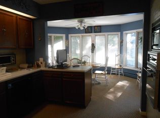 605 N Forest Dr, Winamac, IN 46996