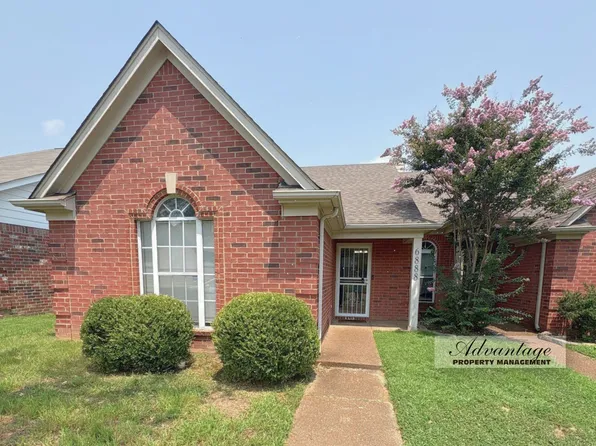 6888 Wrigley Dr, Cordova, TN 38018