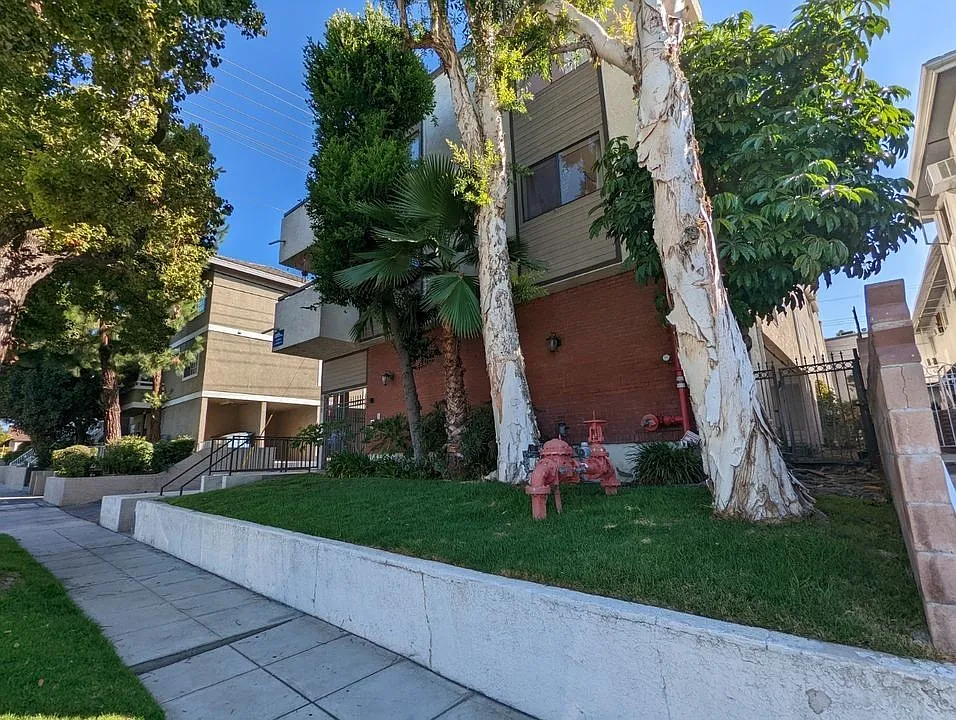 612 N 6th St — Photo 3