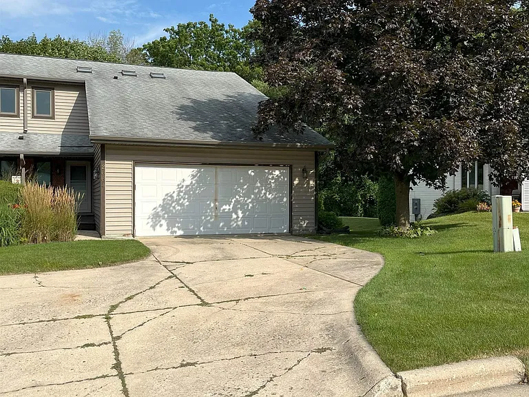 2664 Aberdeen Ct #2664 — Photo 1